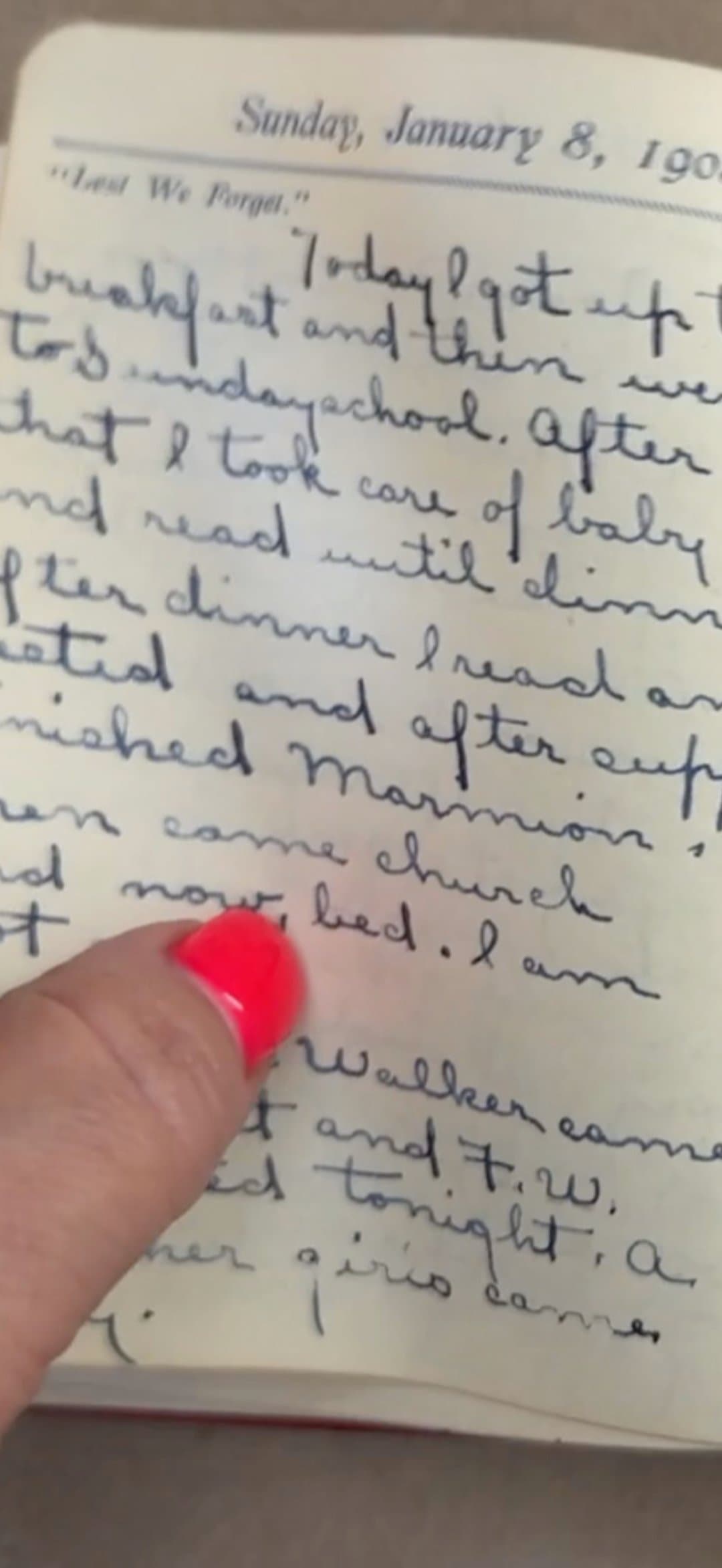 A handwritten diary page from January 8, 1905